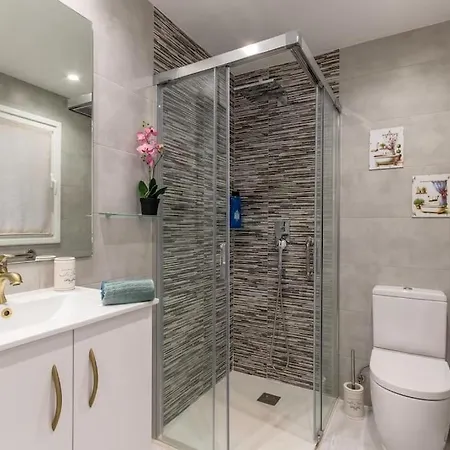 Old Town At Your Feet! Terrace And Private Parking * ビルバオ