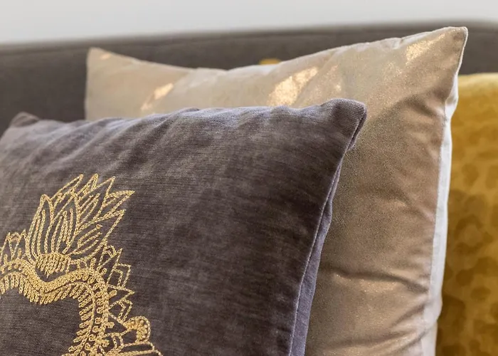 Old Town At Your Feet! Terrace And Private Parking