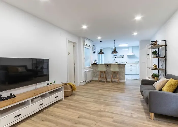 Daire Old Town At Your Feet! Terrace And Private Parking